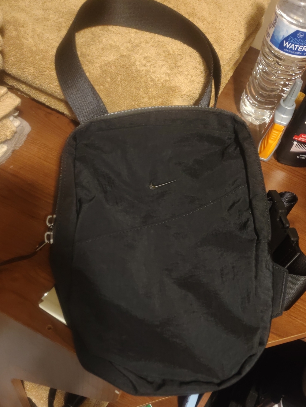 Nike Black Small Crossbody Sling Bag with Subtle Swoosh